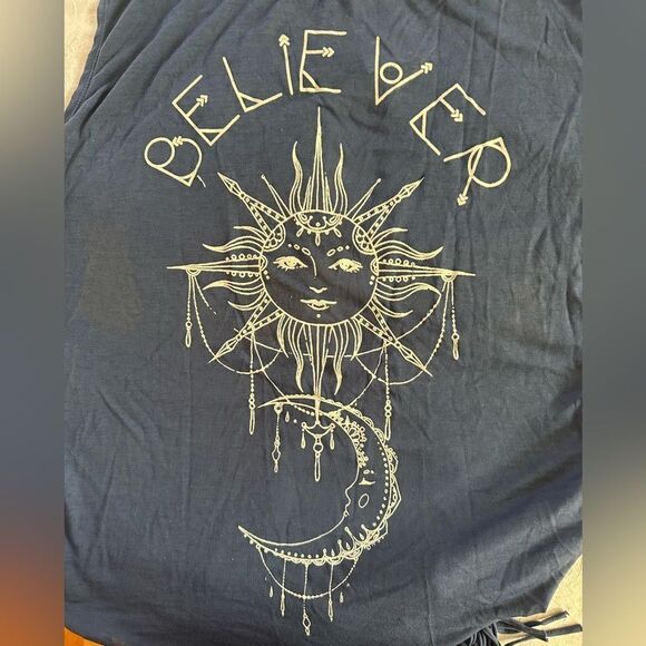 Blue Fringe Sleeveless Top with Sun and Moon Design Size 2X Plus - Picture 6 of 8